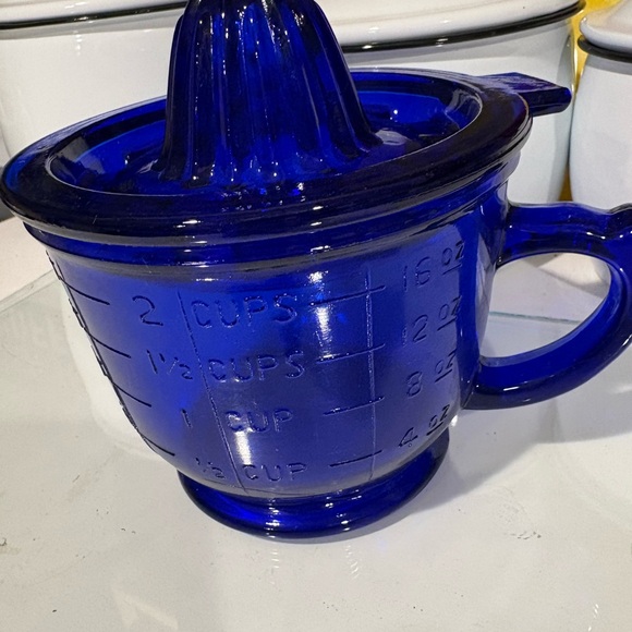 RWR Other - Cobalt Blue Glass Juicer with Measuring Cup